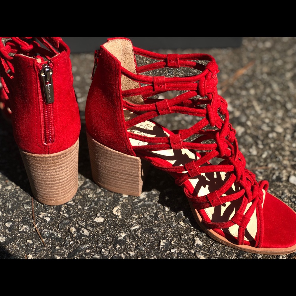 Vince Camuto Glamour Cage Suede Sandal Heels | 6.5